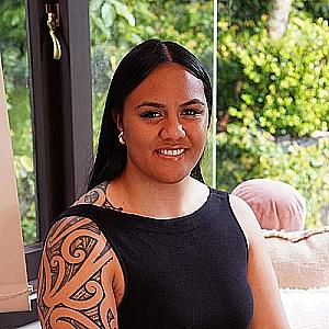 Profile photo for Destiny Iraia