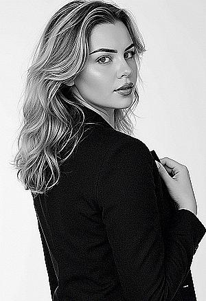 Profile photo for Kate Hniadkova