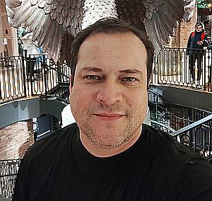 Profile photo for Charles Reis