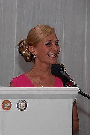 Profile photo for Mirna Paschetta