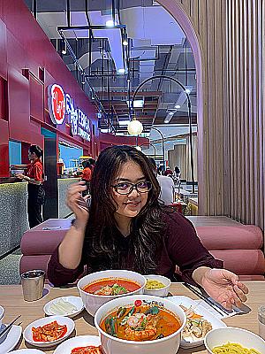 Profile photo for Mega Noviyanti Nurlita