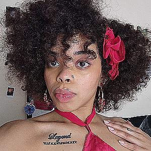 Profile photo for Doll Love