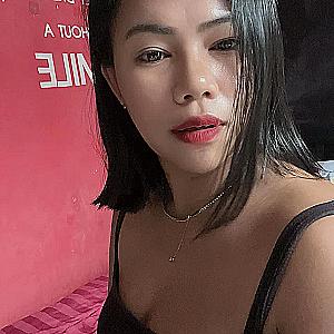 Profile photo for Apichaya Jones