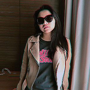 Profile photo for Yasmin Anggraeni Karlina