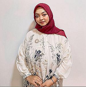 Profile photo for Susanti Rekno Hidayahwati