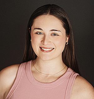 Profile photo for Ellie Abbott