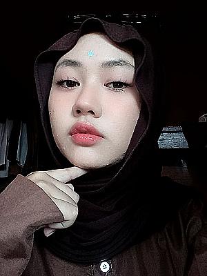 Profile photo for Tenti Fauziah