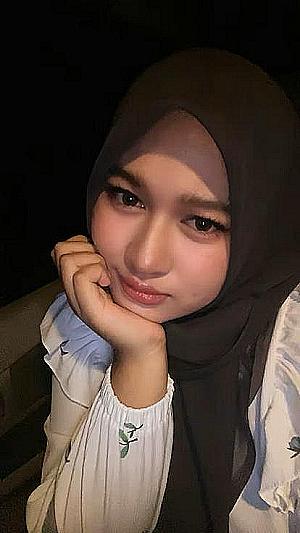 Profile photo for Nadhifa Nabil