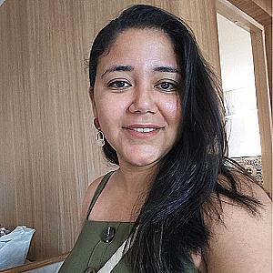 Profile photo for Catherine Melo dos Santos