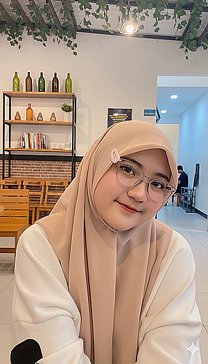 Profile photo for Yuyun Asokawati