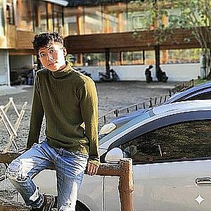 Profile photo for Ahmad Fadly S