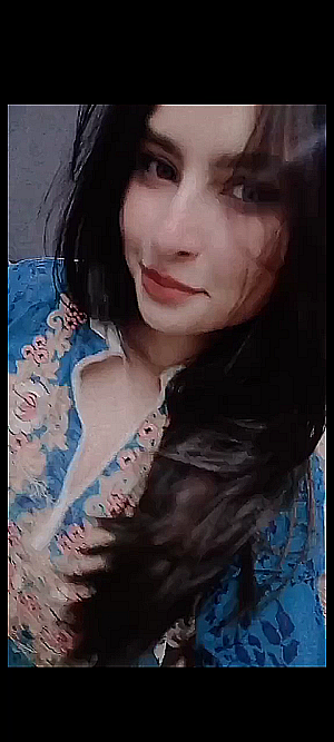 Profile photo for khadija Asif