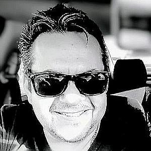 Profile photo for Enrique Linares