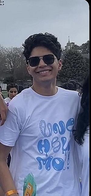 Profile photo for Vedant Desai