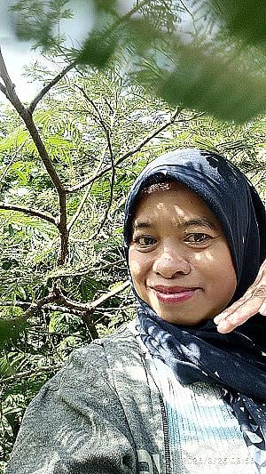 Profile photo for Dwi Ratna Setyaningrum