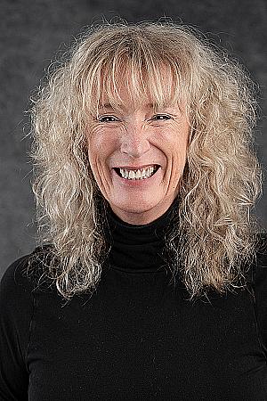 Profile photo for Carrie Woodman