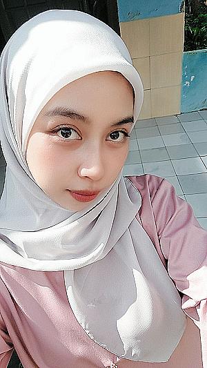 Profile photo for Respiani Ramadhan