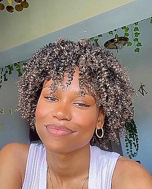 Profile photo for Johanna Nicoleau