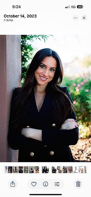 Profile photo for lorena resnick