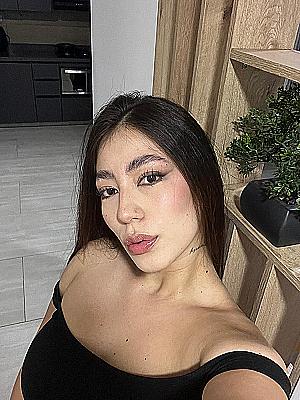 Profile photo for Isabella Varela