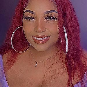 Profile photo for Ariel Johnson