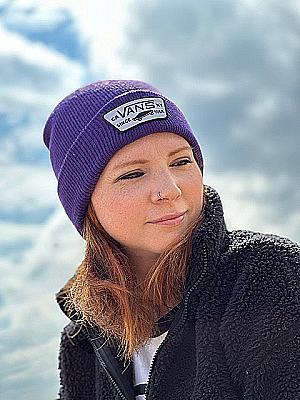 Profile photo for Lisa Hennings