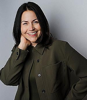 Profile photo for Toni Ross