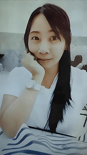 Profile photo for Selly Rahayu