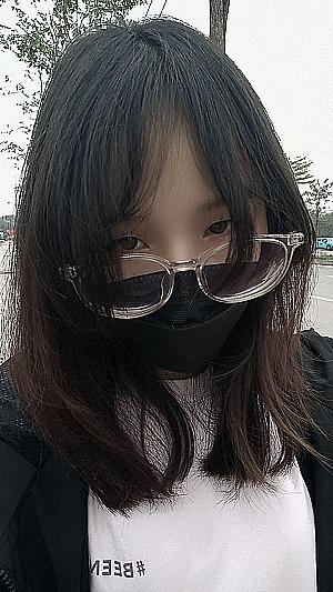 Profile photo for Linh Nguyen Thi Khanh