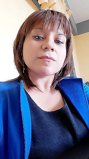 Profile photo for Karina Ravello