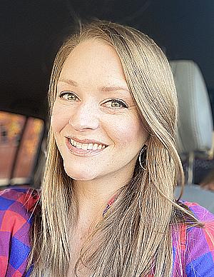 Profile photo for Laura Nichols