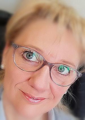 Profile photo for Iris Adler