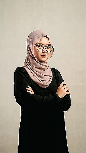 Profile photo for Linda Nur Intani