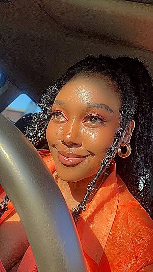 Profile photo for Livy Nkomo