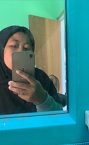 Profile photo for Yumna Ayu