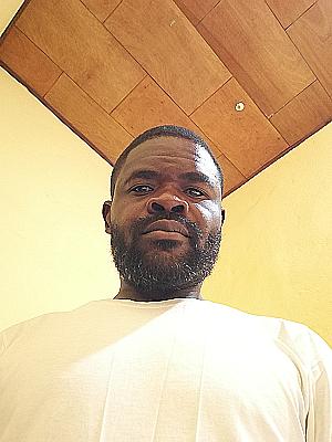 Profile photo for Leon Georges Mbarga