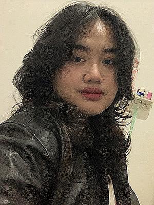 Profile photo for Widhea Ayu Santika