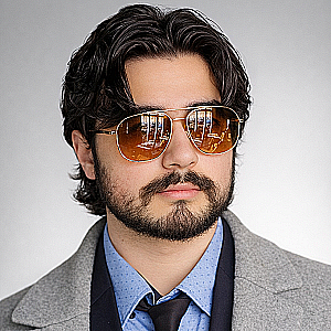 Profile photo for Aria Shokooh