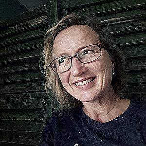 Profile photo for Carmen H