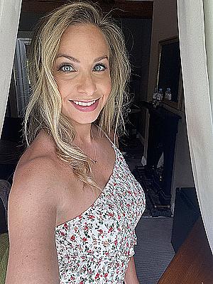 Profile photo for Teresa Rapposelli
