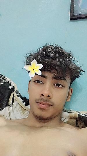 Profile photo for Surya Gupta