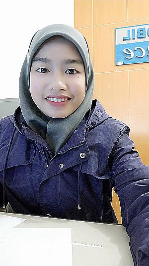 Profile photo for Diah Diah