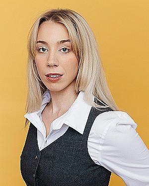 Profile photo for Hannah Hays