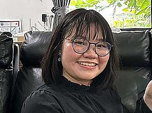 Profile photo for Chanika Wiriyanaratip