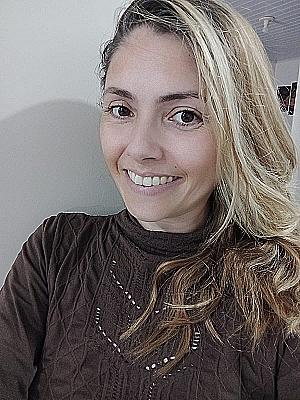 Profile photo for Suzane De Moura