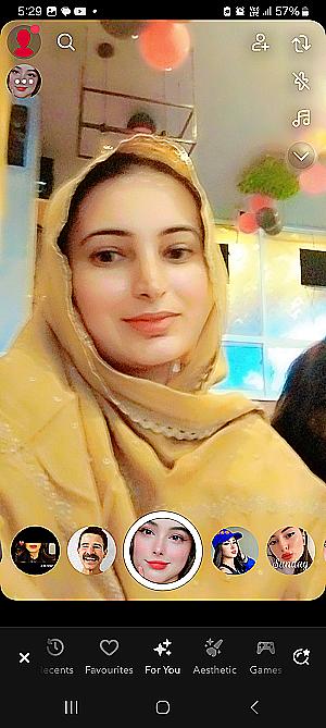 Profile photo for Momina Malik