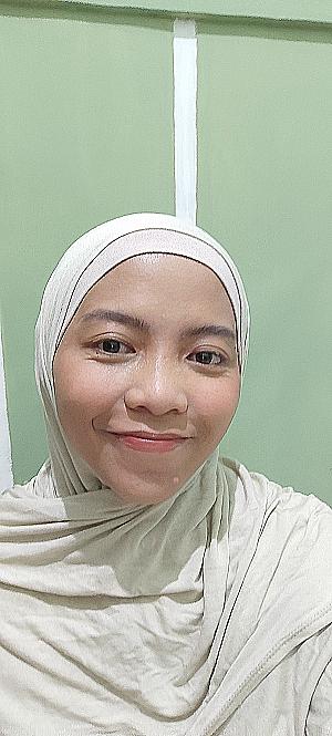 Profile photo for Mirna Marisa