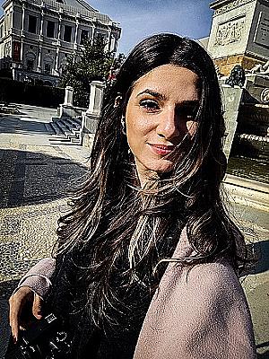 Profile photo for Carolina Aragão