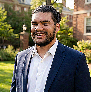 Profile photo for DANNY MINAYA