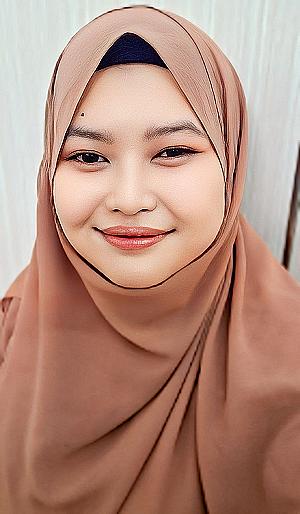 Profile photo for Dewi Roffifah